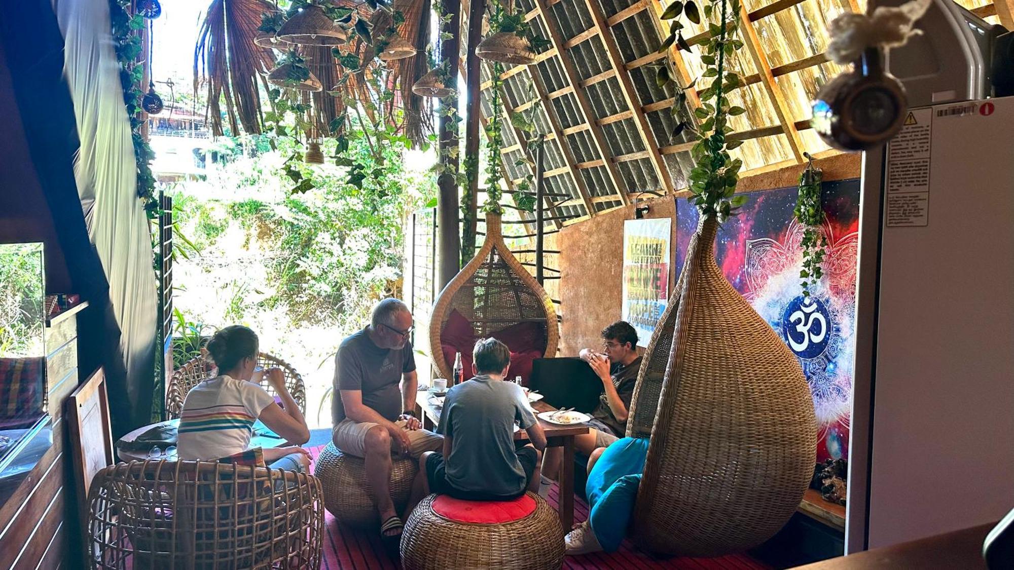 A Lounge Hostel And Cafe 엘라 외부 사진